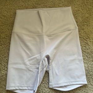 Lululemon Align biker shorts 6”